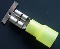 Solderless Crimp Terminals 0.187 Quick Connect Yellow Lug Connectors - click for details