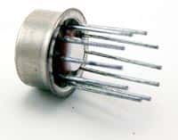 CA723CT 2V-37V RCA Adjustable Voltage Regulator - click for details