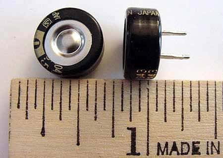 0.047F .047F .047 Farad 5.5V Memory BackUp Capacitors EECFSR5V473 - click for details