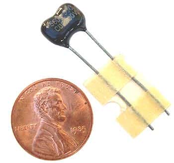 560pF 300V 5% Radial Dipped Mica Capacitors