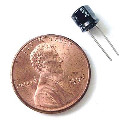 22uF 16V Mini Radial Electrolytic Capacitor - click for details