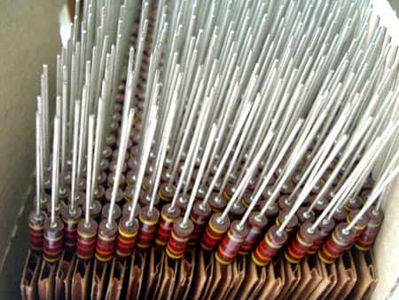 �W 4.3K ohm 5% 1000pc. Stackpole Carbon Comp Resistor