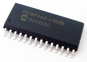 PIC18F242-I&#47;2SO Flash IC Microchip