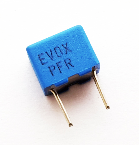 .0033uF 63V Polypropylene Film Box Capacitor Evox Rifa® PFR5332J63L4