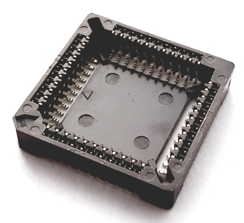 44 Pin PLCC Surface Mount IC Socket AMP 822275-1