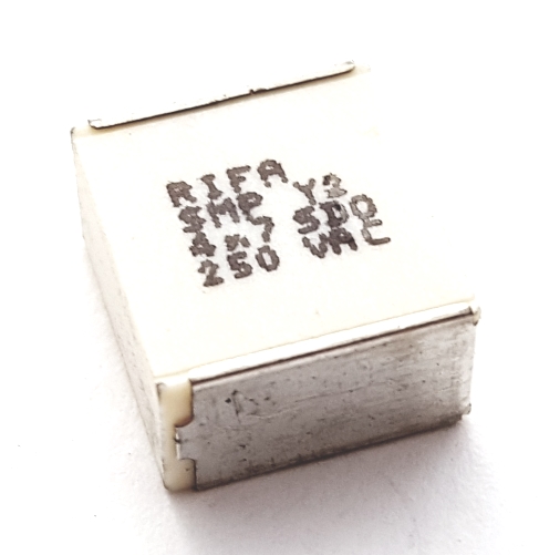 0.0047uF 250VAC SMT Y2 Safety Suppression Capacitor Rifa&#47;Kemet SMP253MA4470MTR24