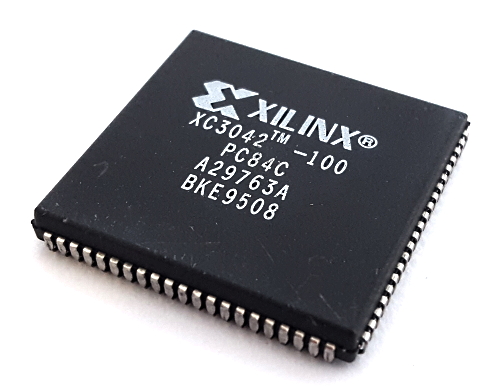 XC3042-100PC84C SMT Field Programmable Gate Array Logic IC Xilinx®