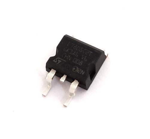 L7805CD2T 1.5A 5V SMT Positive Fixed Voltage Regulator IC STMicroelectronics®